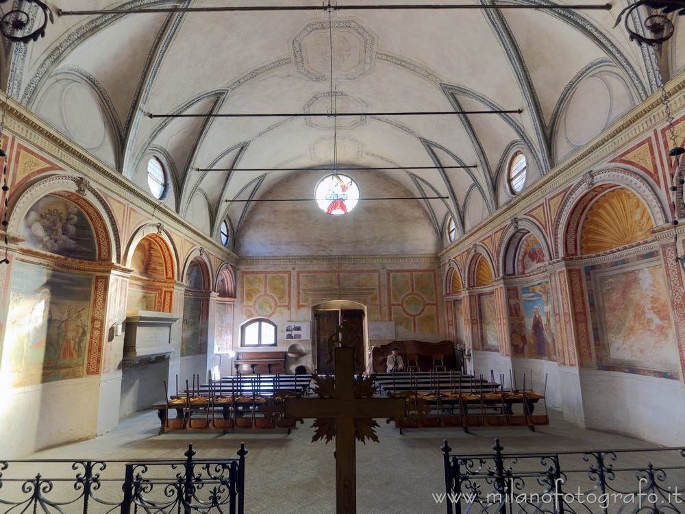 Vimodrone (Milano) - Navata della Chiesa di Santa Maria Nova al Pilastrello